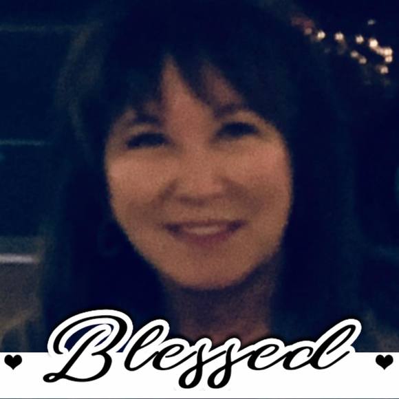 Meet your Posher, Pam - Picture 1 of 1